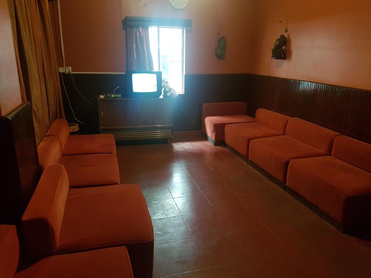 Kenya Continental Hotel ナイロビ エクステリア 写真