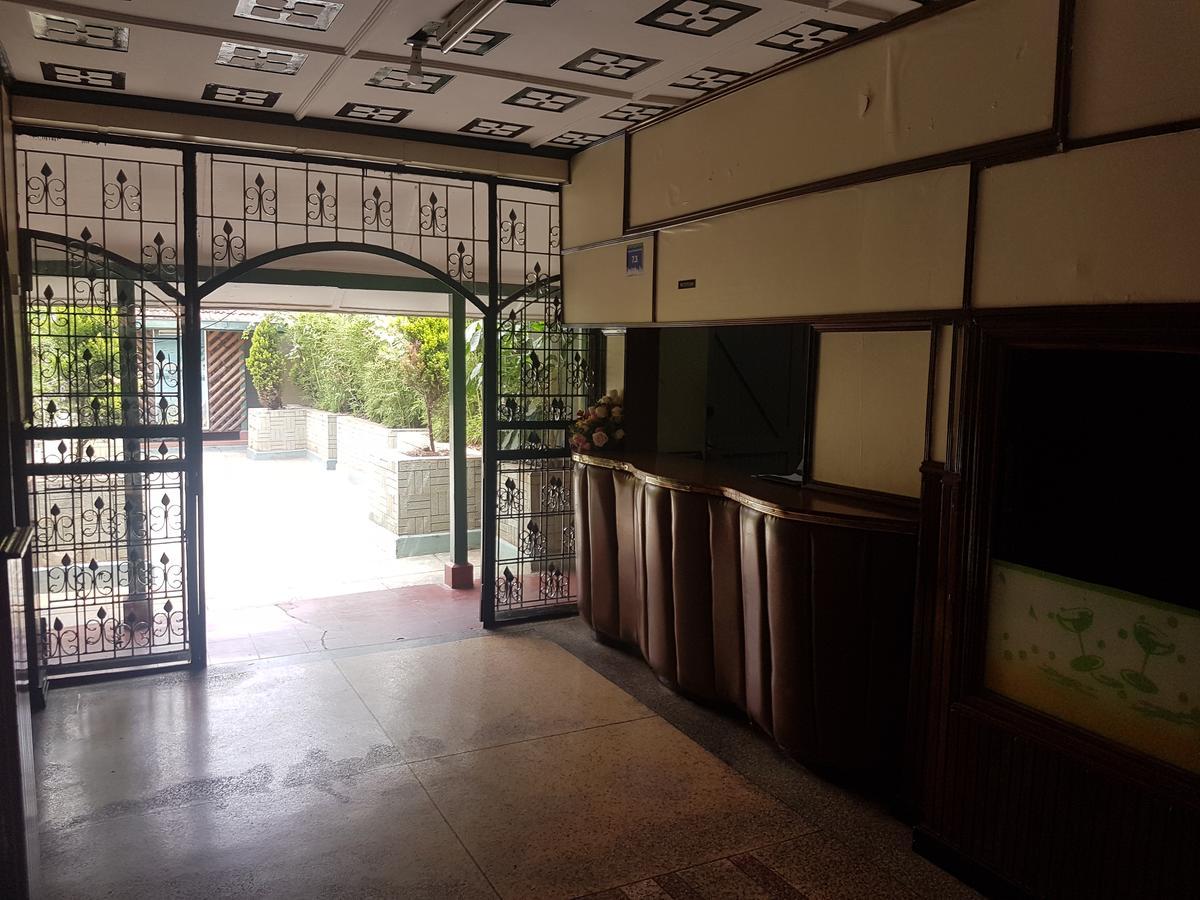 Kenya Continental Hotel ナイロビ エクステリア 写真