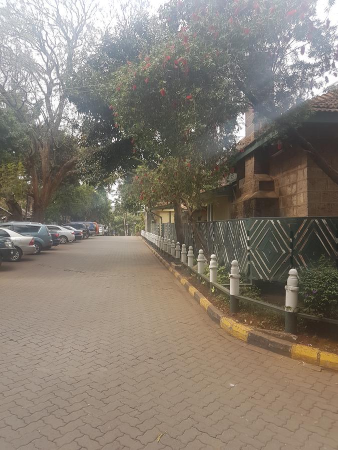 Kenya Continental Hotel ナイロビ エクステリア 写真