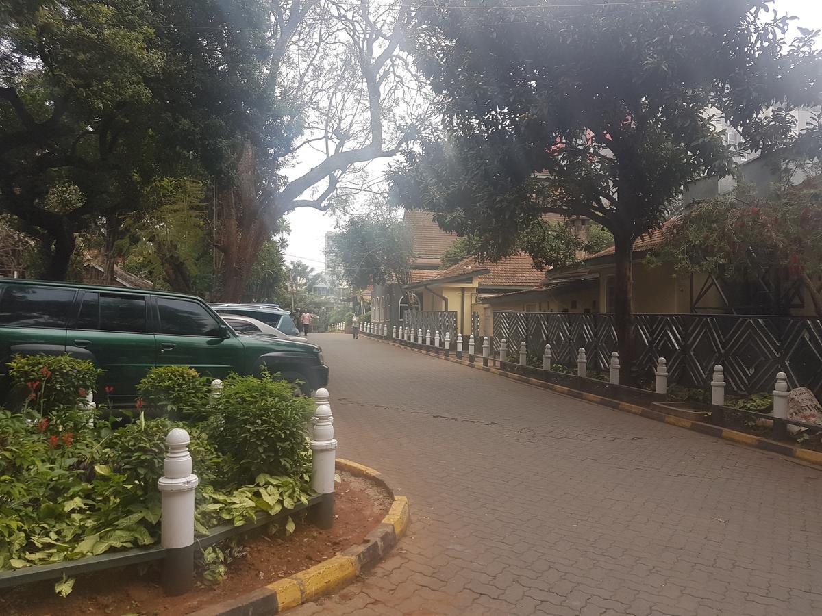 Kenya Continental Hotel ナイロビ エクステリア 写真